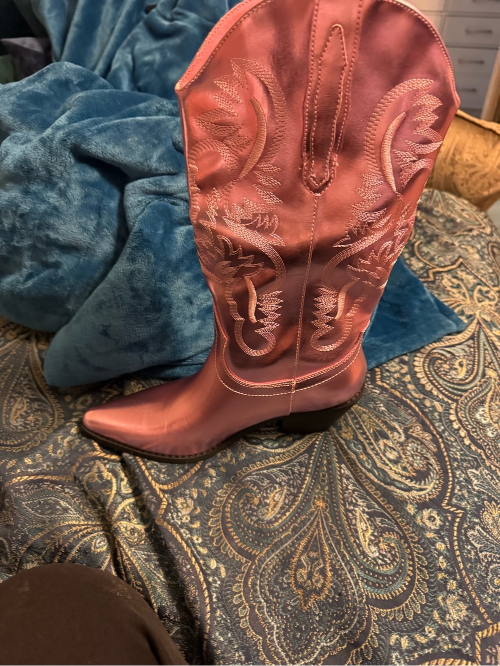 Women's Pink Embroidered Western Boots